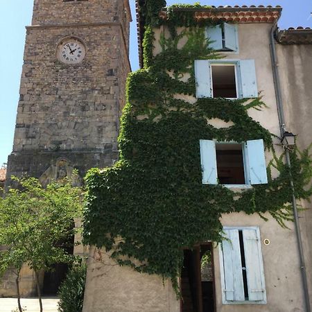 Entre L'Eglise Et La Place Villa Quillan Luaran gambar